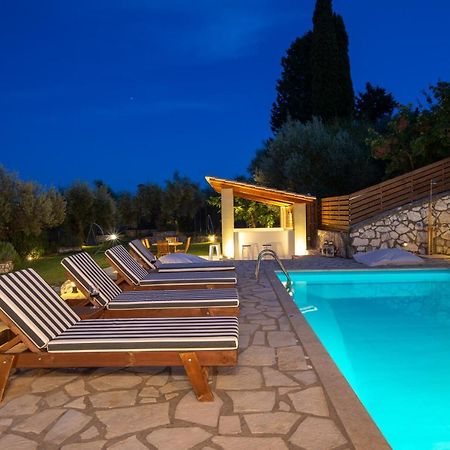 Villa Artemis Nikiana Esterno foto
