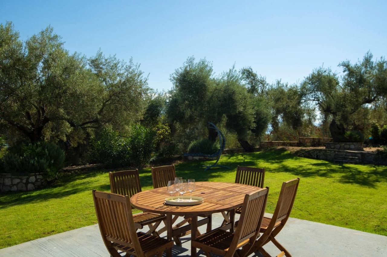 Villa Artemis Nikiana Esterno foto
